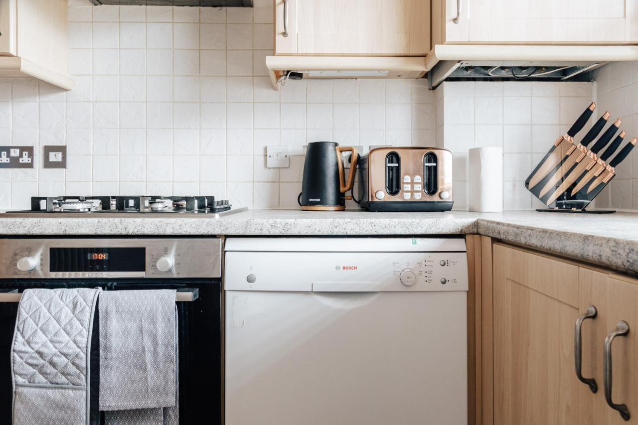 Top Quality Beach Front Apartment Sleep Up To 7 Guests Bournemouth Exteriér fotografie